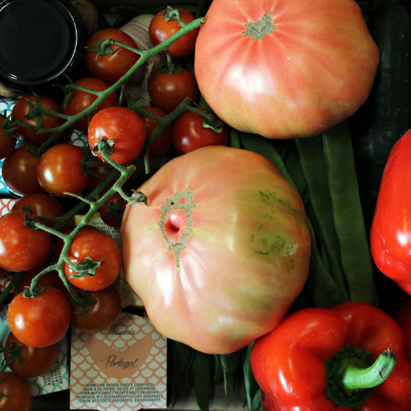 Unbehandeltes Gemüse und Manufakturwaren aus Portugal Unbehandeltes Gemüse und Manufakturwaren aus Portugal